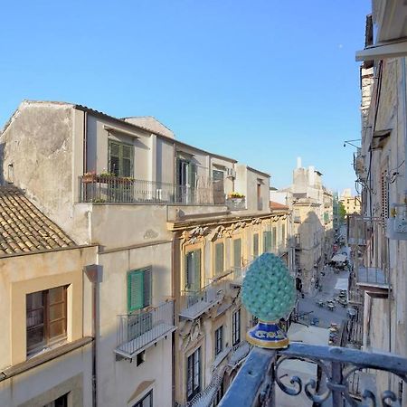 Iflat Dimora Del Cassaro Apartment ปาแลร์โม ภายนอก รูปภาพ
